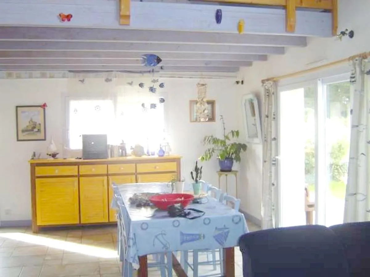 Holiday Home Rue De Roch Gwen - 2 Penvénan